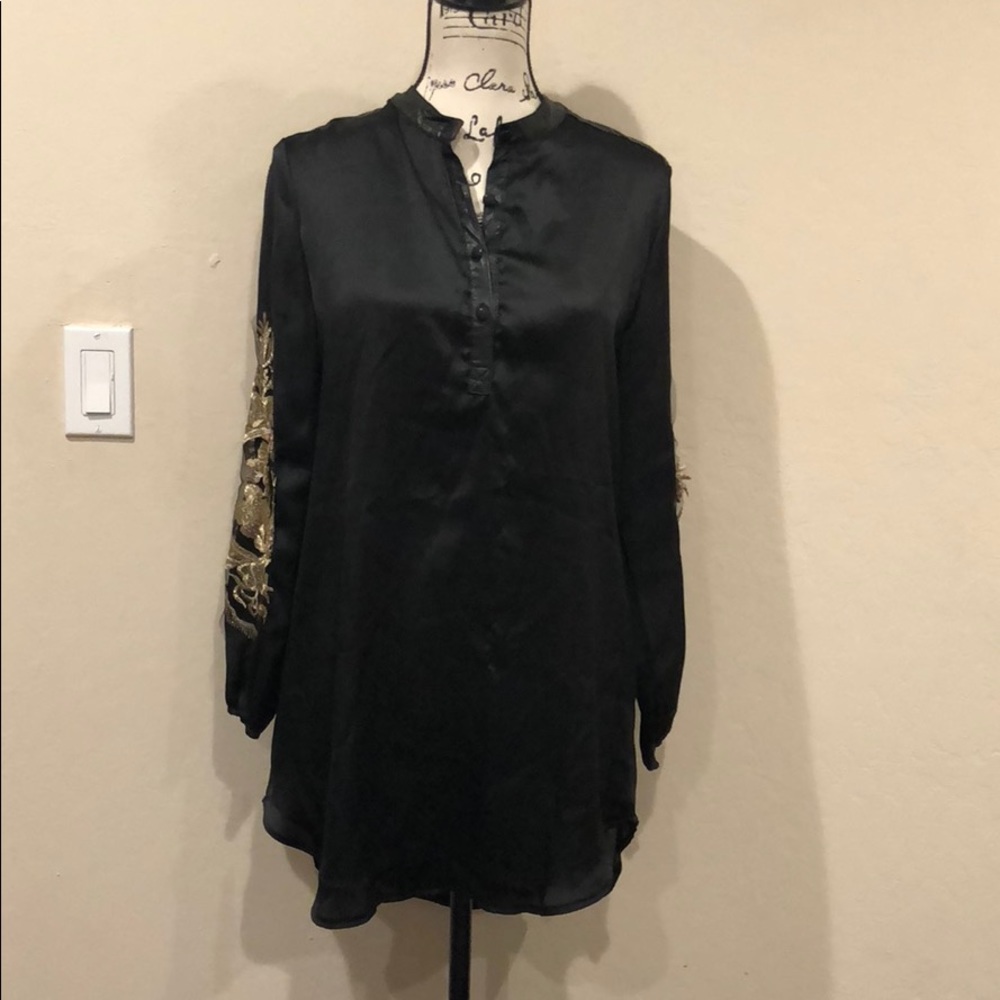 NWT Black satin tunic w/ embroidered sleeve